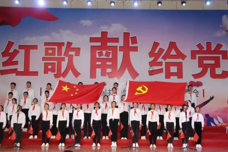 卑鄙的小妖精